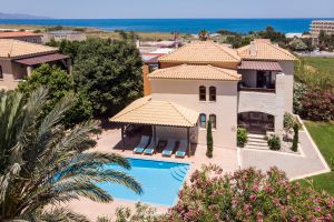 Mediterranean Tranquil Villa Aphrodite Iason, 300 m from beach